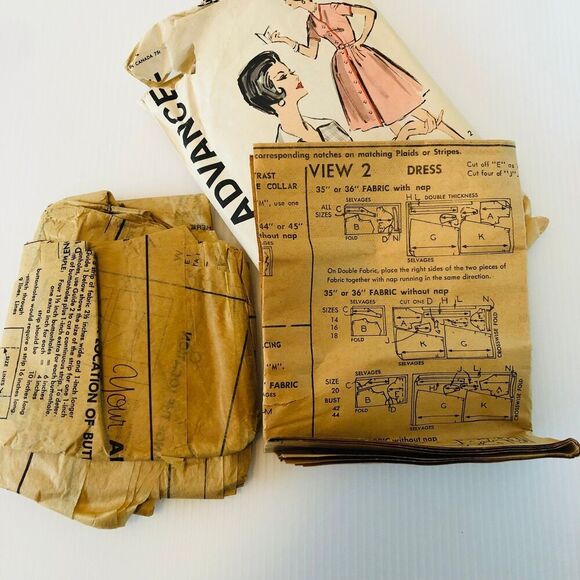 Vintage Sewing Patterns from the 60s Set of 4 - Picture 8 of 12